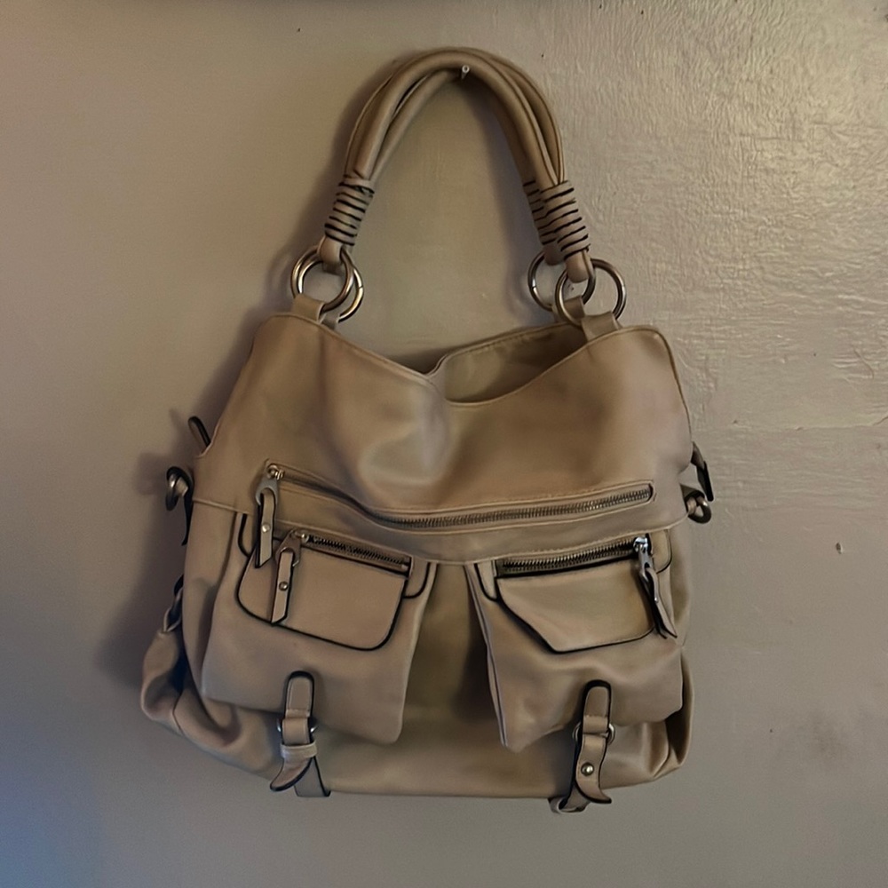 Womens shoulder bag.